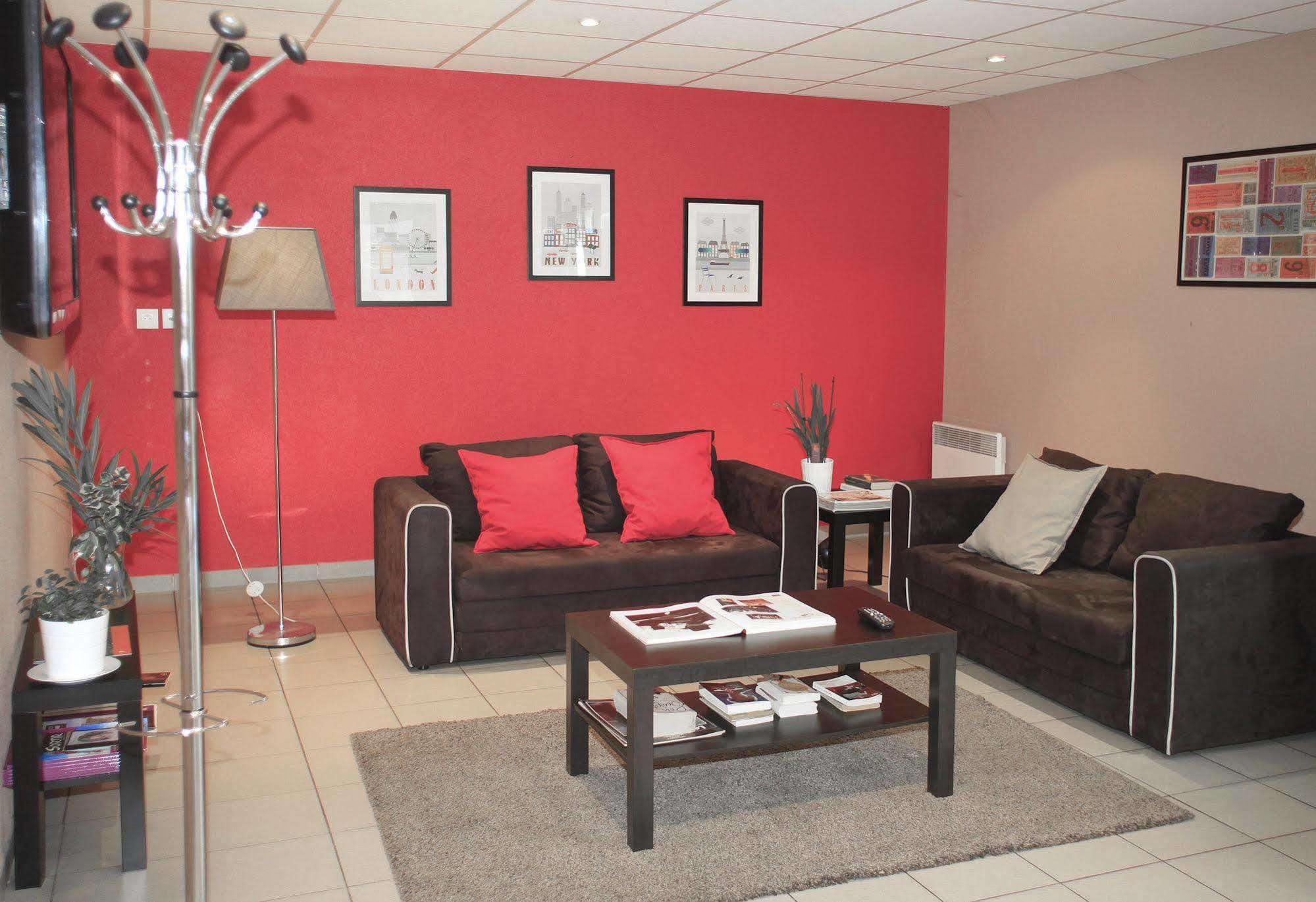 Comfort Aparthotel Aix Le Tholonet ภายนอก รูปภาพ