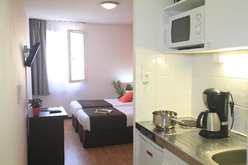Comfort Aparthotel Aix Le Tholonet ภายนอก รูปภาพ